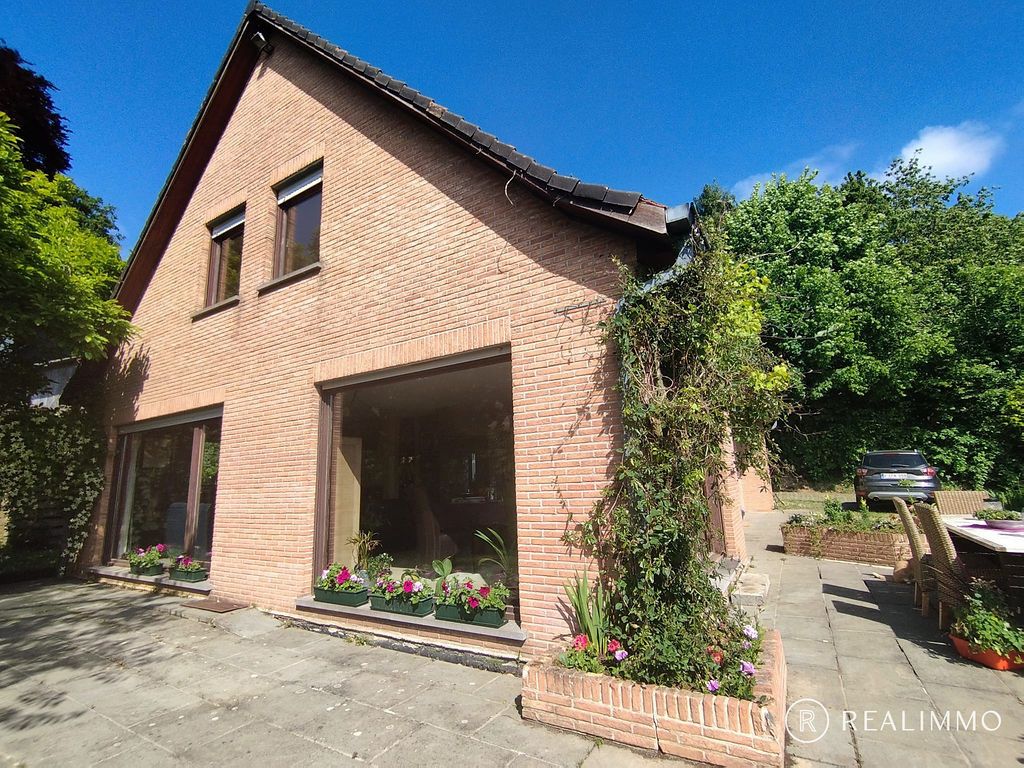 Alleenstaande woning met tuin in het groene & rustige Mont-de-l'Ecnlus foto 19