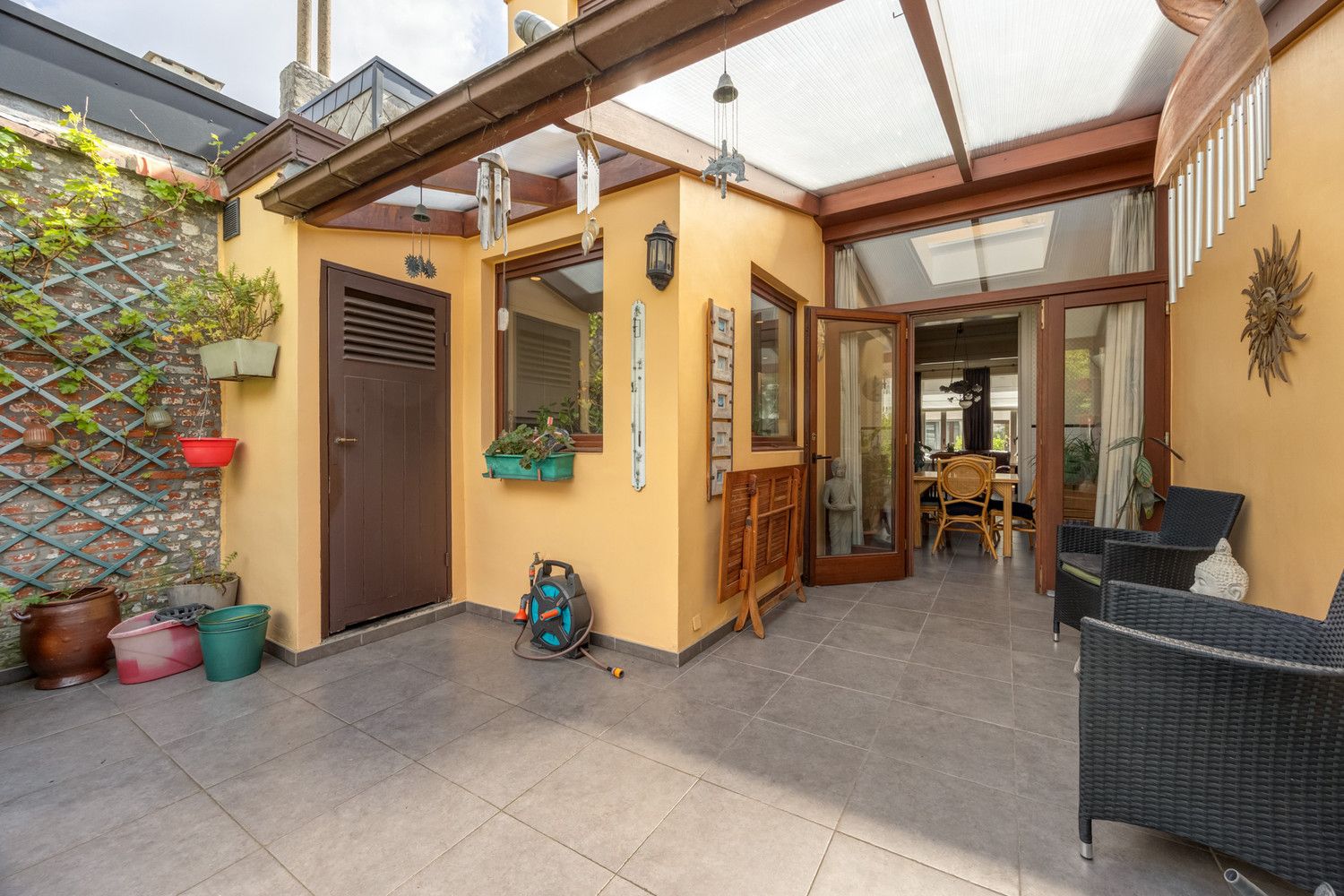Karaktervolle, instapklare herenwoning met heerlijke stadstuin op toplocatie te Antwerpen-Zuid foto 17