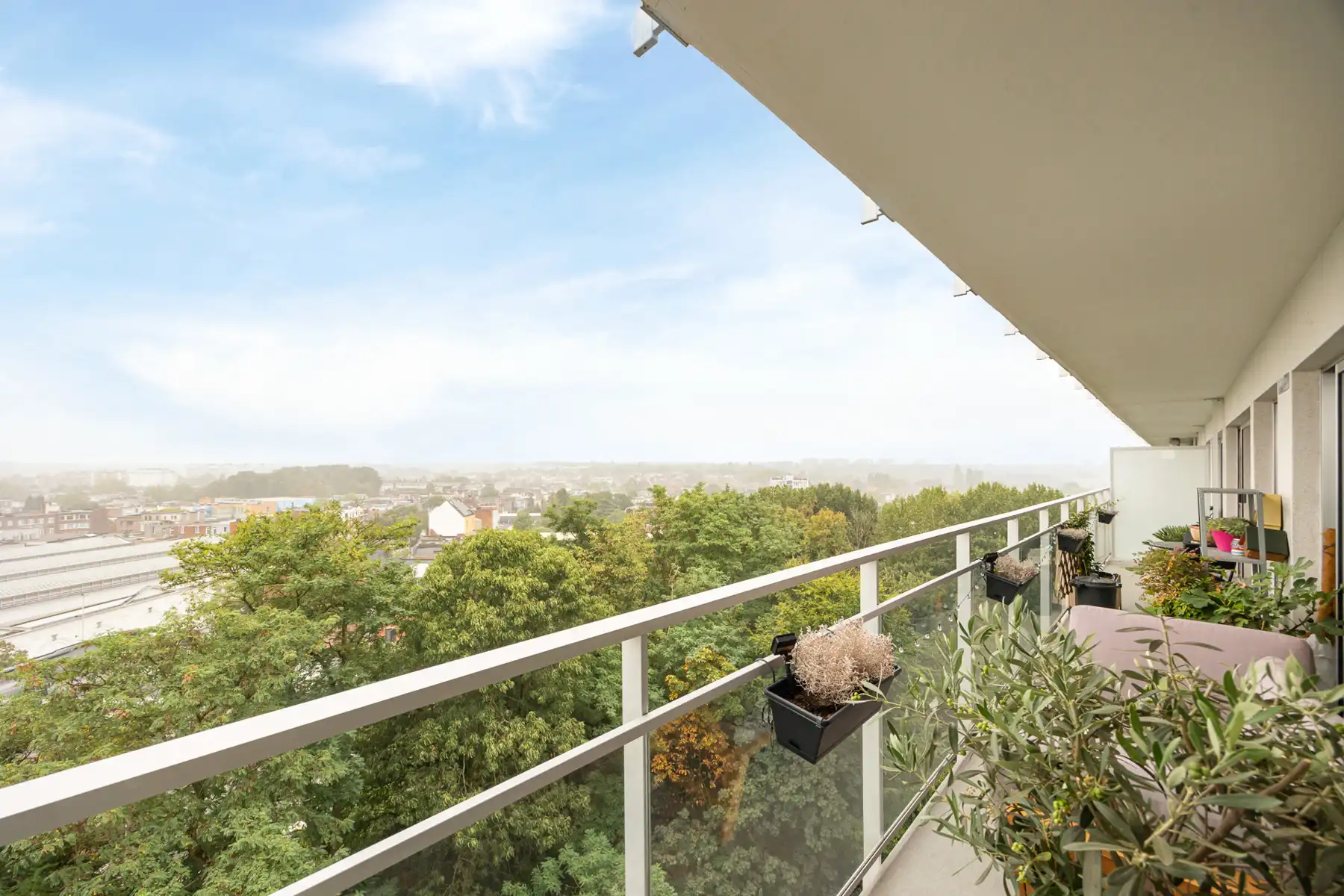 Tof 2-slpkamerappartement op topligging met lift en parking! foto 8