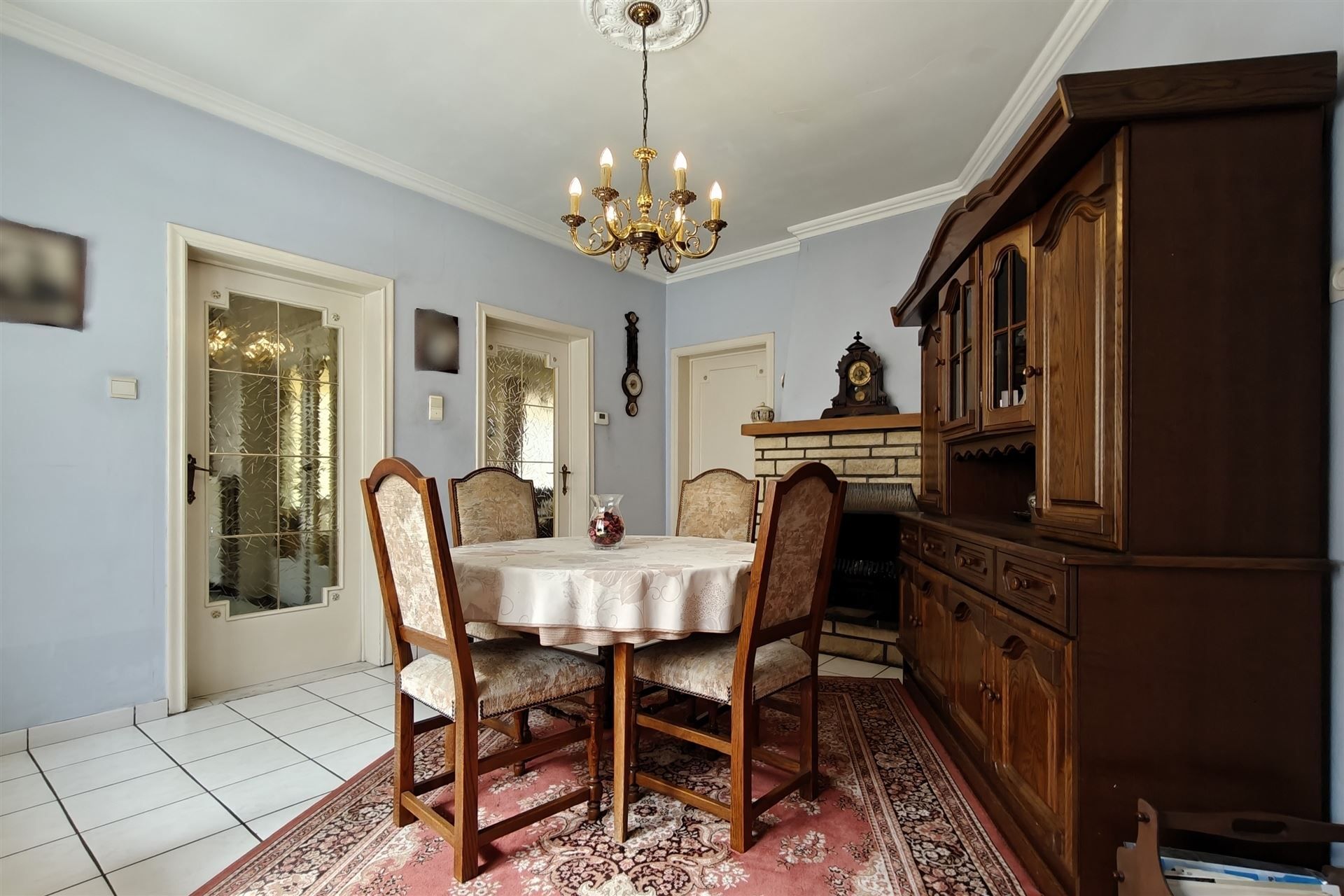 Goed onderhouden woning met 3 slpk. en 2 ingangen in Mopertingen foto 6