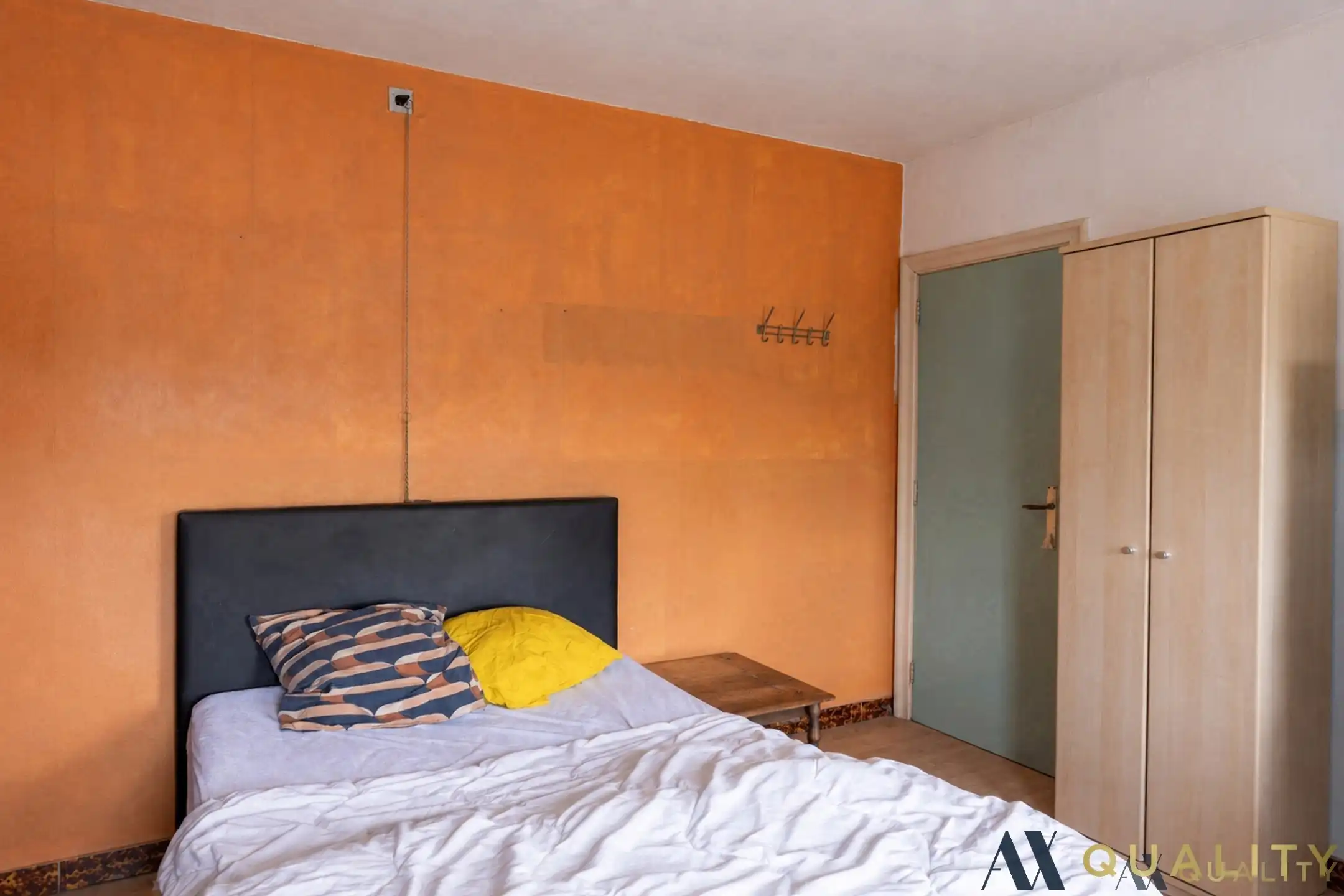 Te renoveren gesloten bebouwing met garage, ruime tuin en groenzicht in Oppuurs foto 12