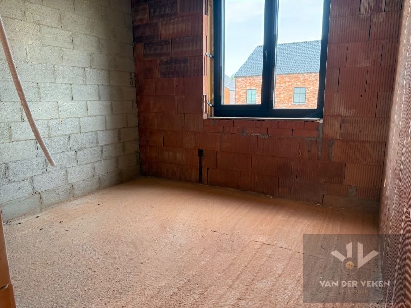 Rustig en centraal gelegen half open BEN-woning met 3 slaapkamers. foto 15