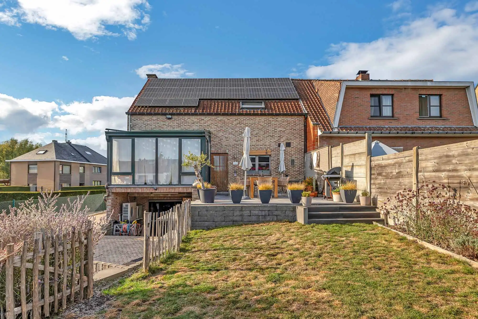 Charmante instapklare woning met 4 slpks, garage en tuin foto 27