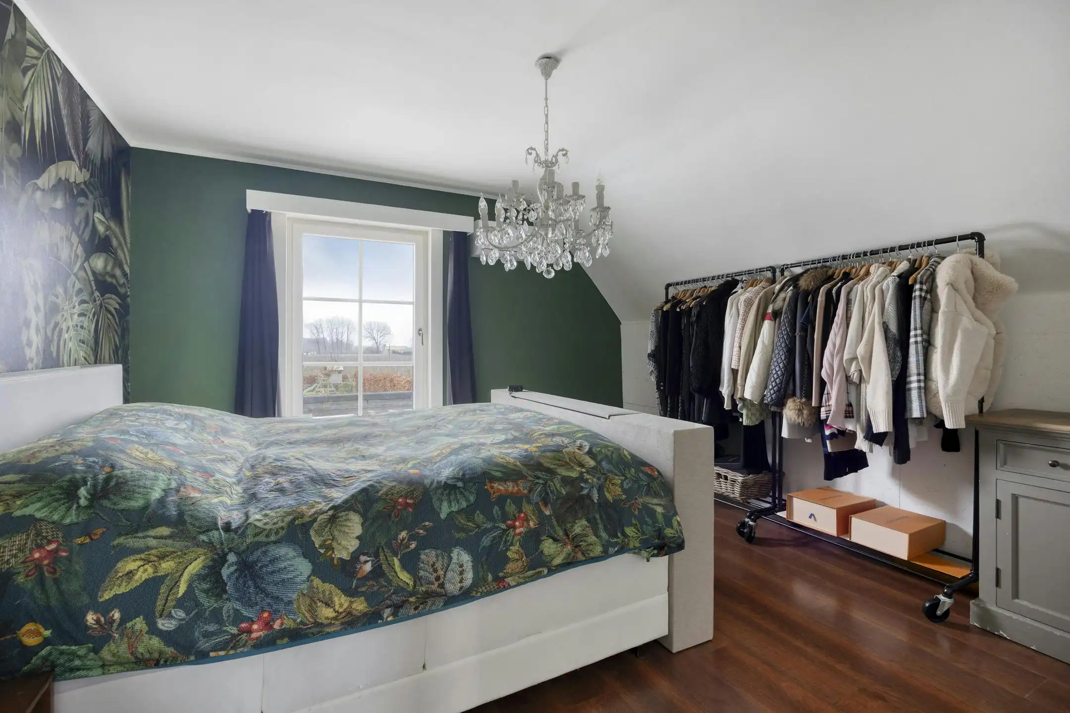 Gerenoveerd vrijstaand huis met zwembad, poolhouse en tuin foto 13