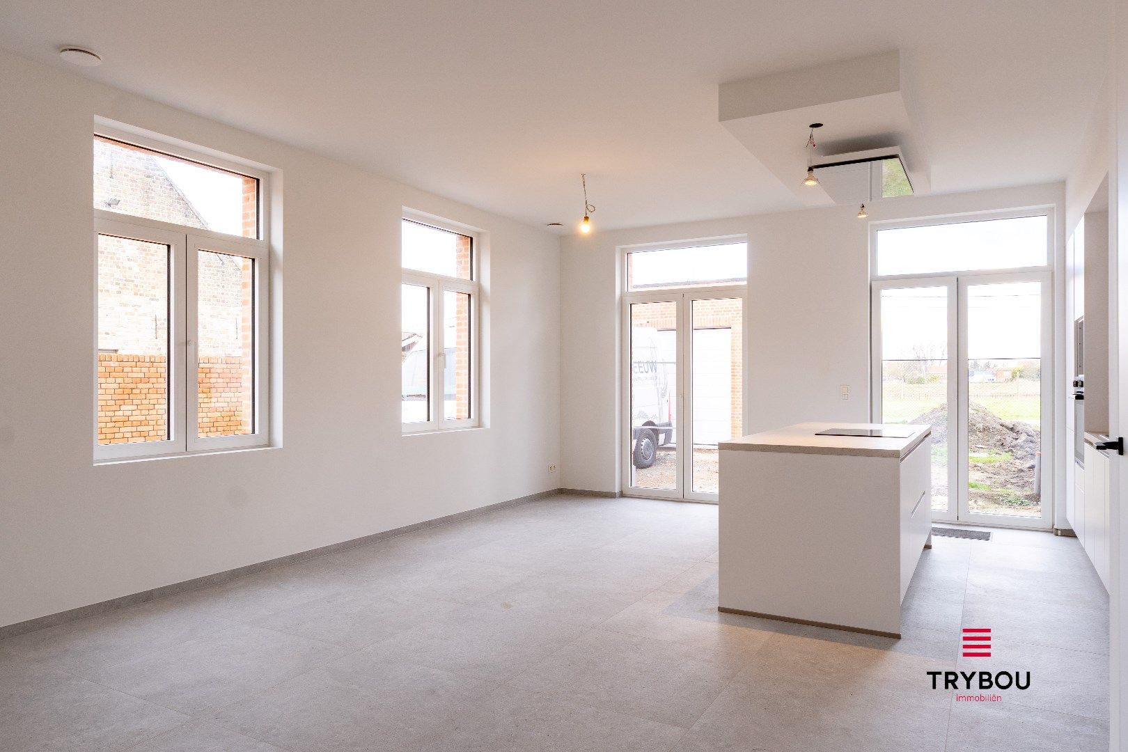 2 hoogwaardig afgewerkte nieuwbouwwoningen met garage foto 4