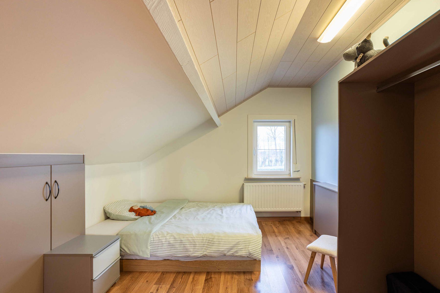 Instapklare woning met 5 slaapkamers in landelijke buurt. foto 25