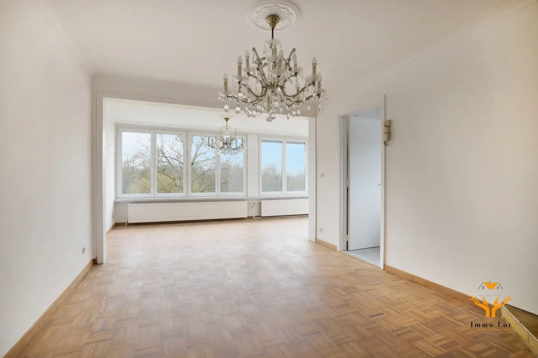 Ruim appartement met panoramisch zicht op het Donkmeer foto 4