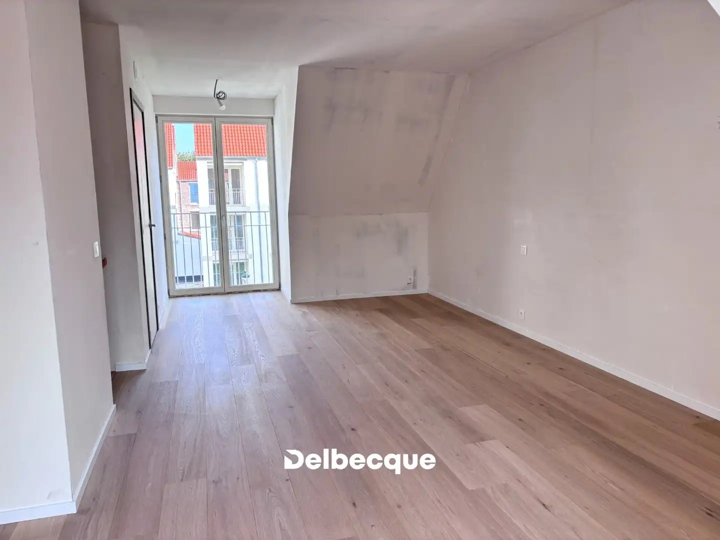 Lichtrijke nieuwbouwwoning met 3 slaapkamers, tuin en ondergrondse staanplaats foto 10