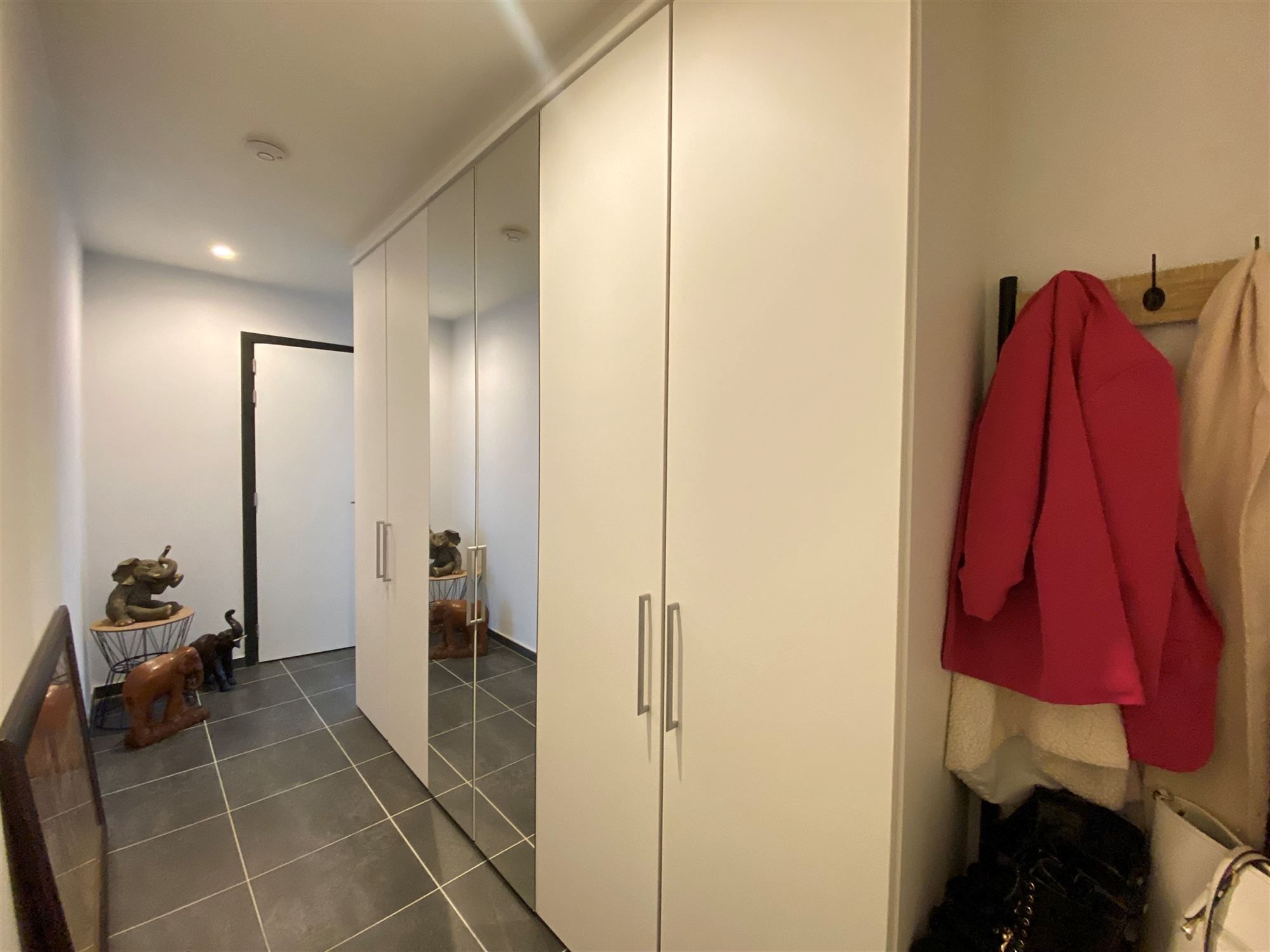 Energiezuinig 1-slpk appartement met garage en uniek zicht op groen in hartje Evergem foto 2