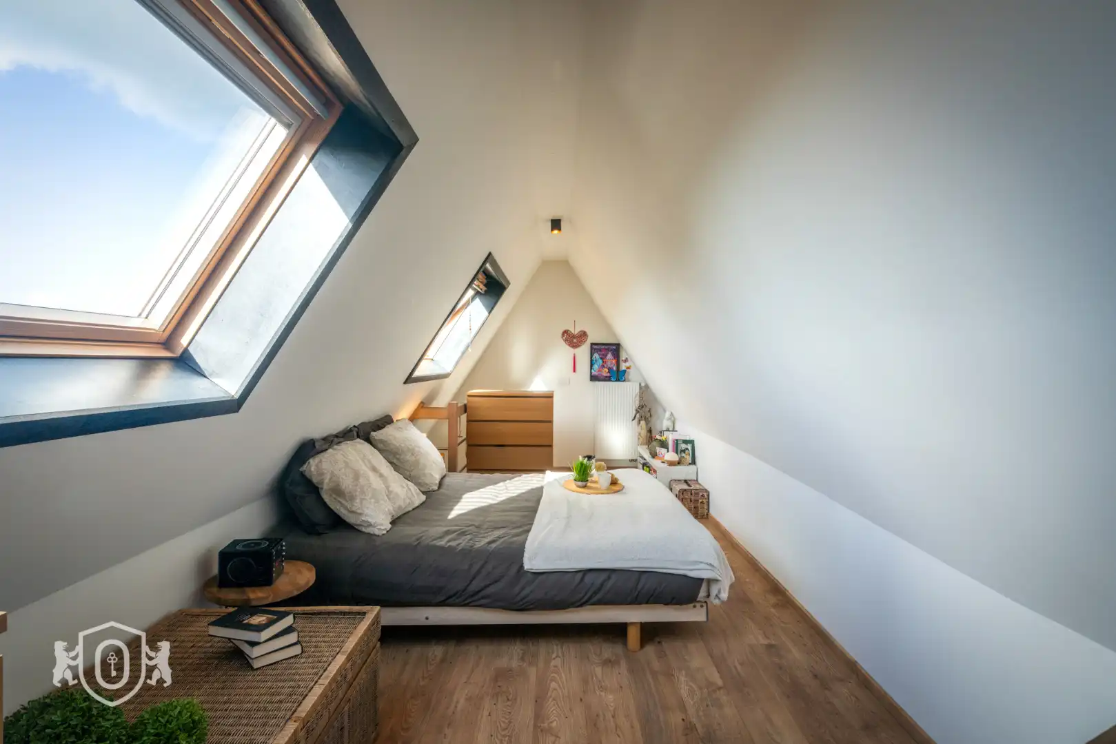 Vrijstaande 3-slpkr woning met tuin & bijgebouwen foto 23