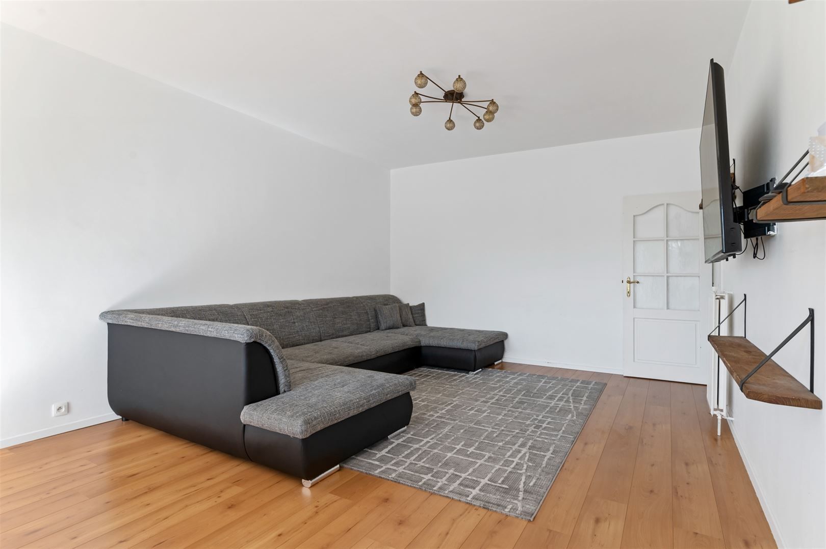 Rustig gelegen appartement ca. 83m2 met 2 slaapkamers en terras. foto 7