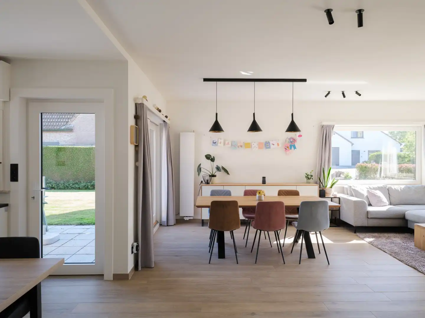Open bebouwing met 5 slp. en tuin te Drongen   foto 4