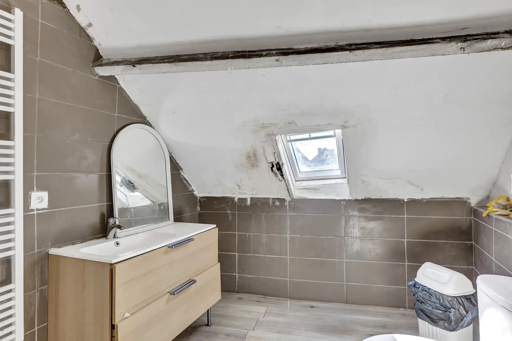 Te renoveren woning met EPC (D) en 4 slaapkamers in Aalst foto 24