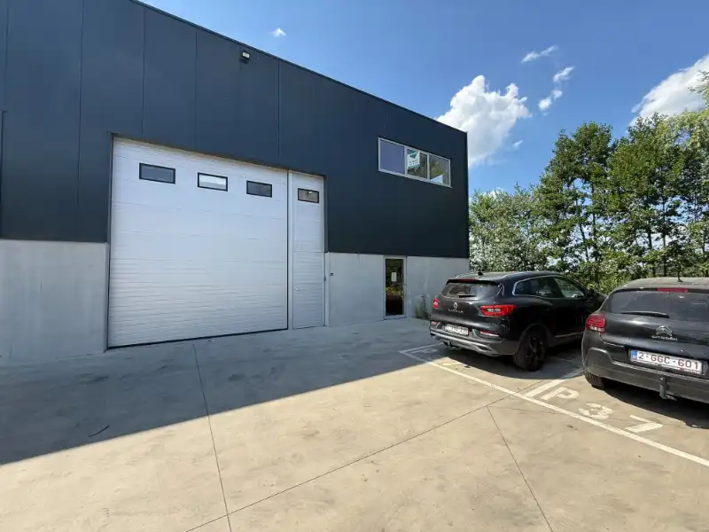 Magazijn van 288 m² +  mezzanine 160 m² en 2 parkeerplaatsen + buitenopslag foto 18