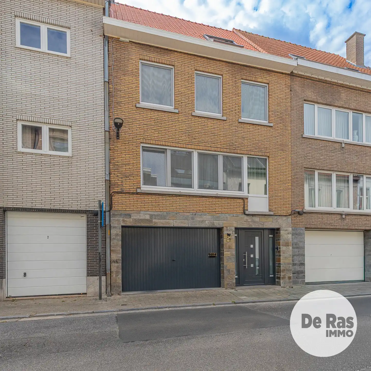 AALST - Volledig gerenoveerde woning - 6 slpks - 2 badkms. foto 32