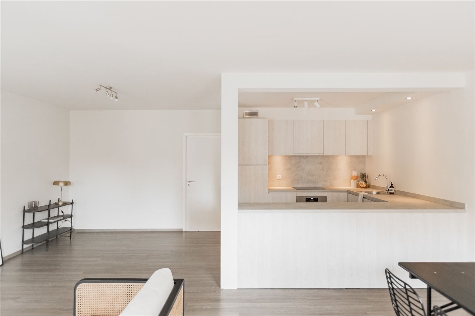 Zeer zonnig 3 slaapkamer appartement met terras foto 3