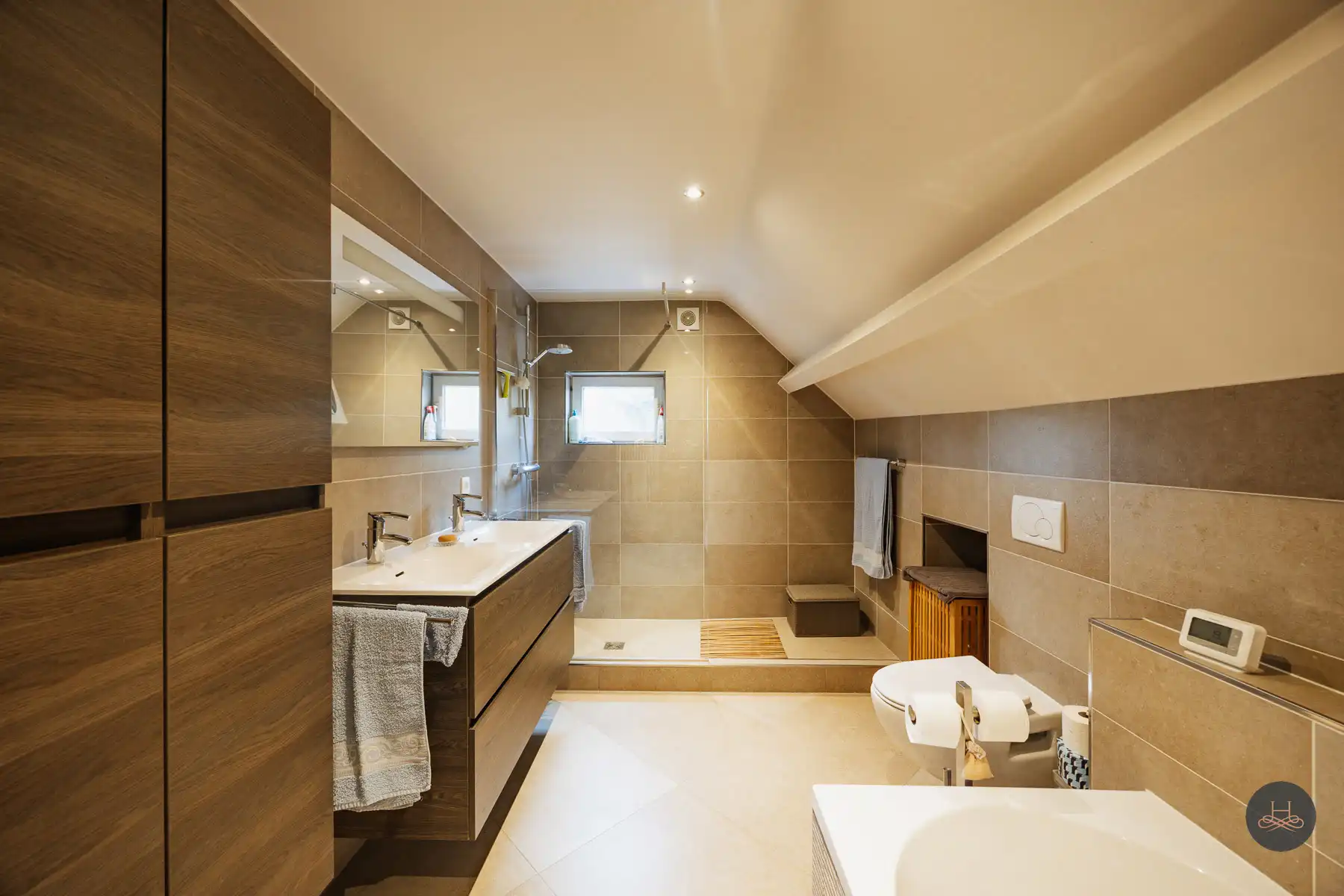 Prachtige vrijstaande villa in rustige omgeving foto 21