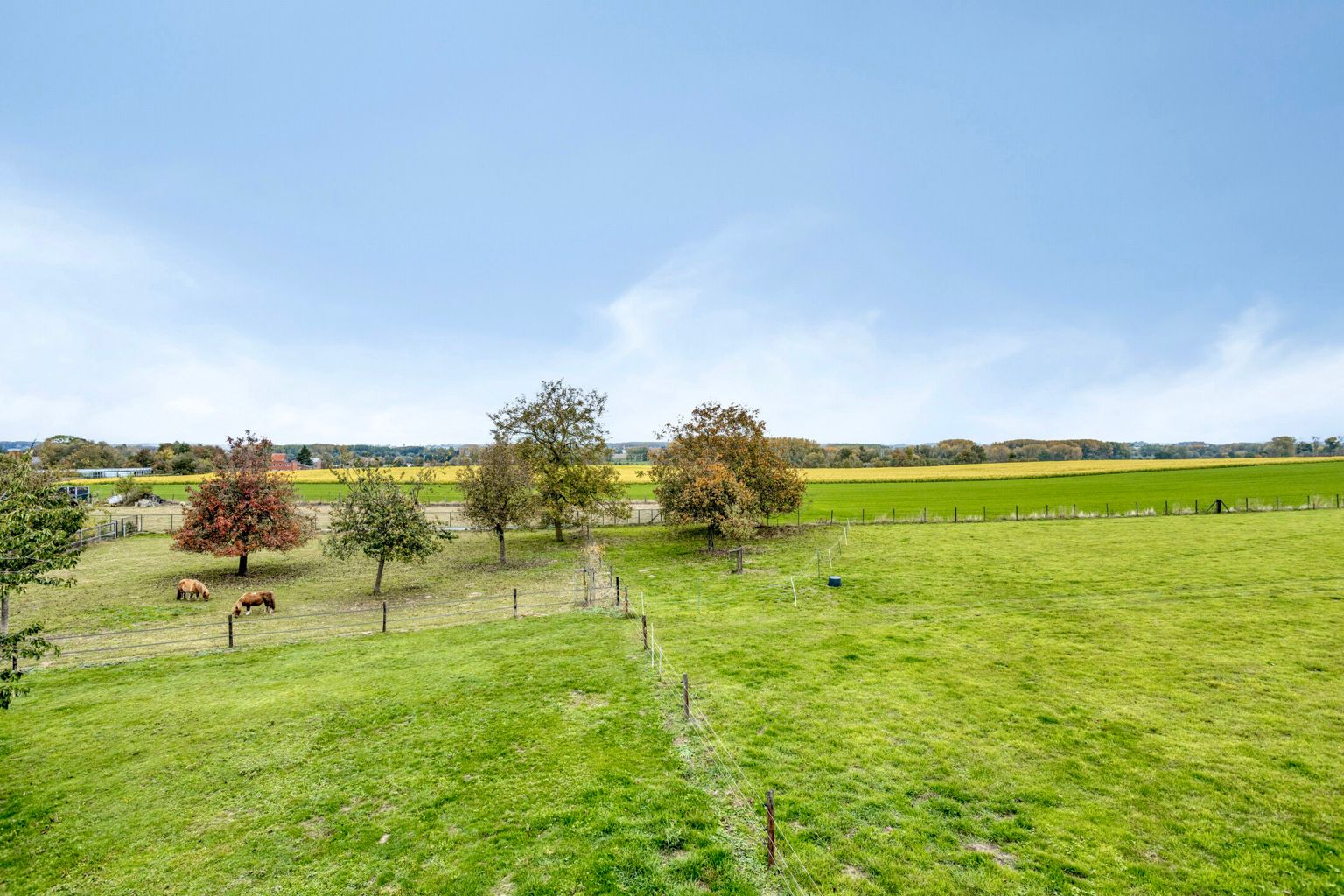KARAKTERVOLLE DUBBELWOONST IN EEN DOODLOPENDE STRAAT foto 29