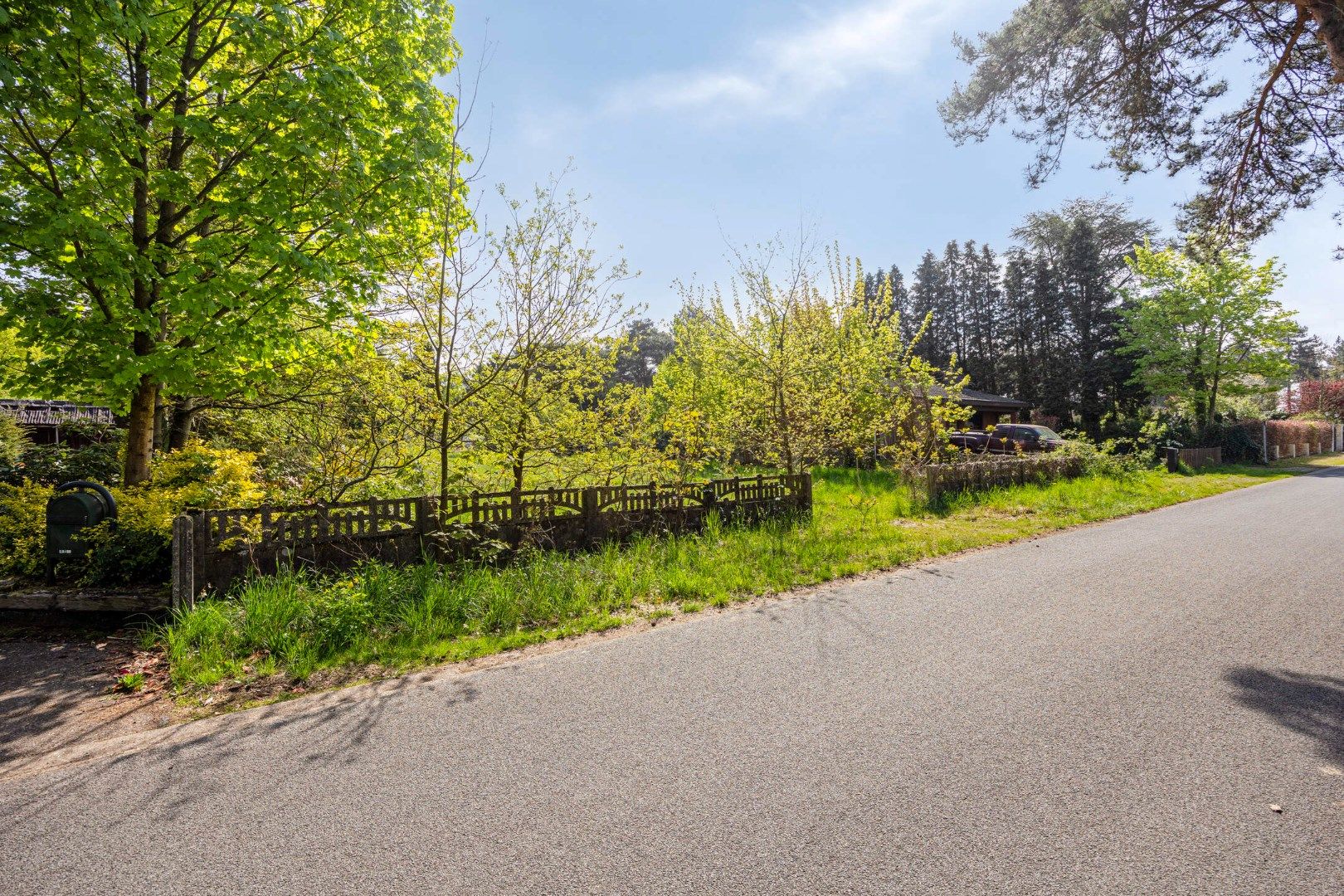 Prachtig gelegen bouwgrond van 1.277 m² voor ruime open bebouwing ! foto 6