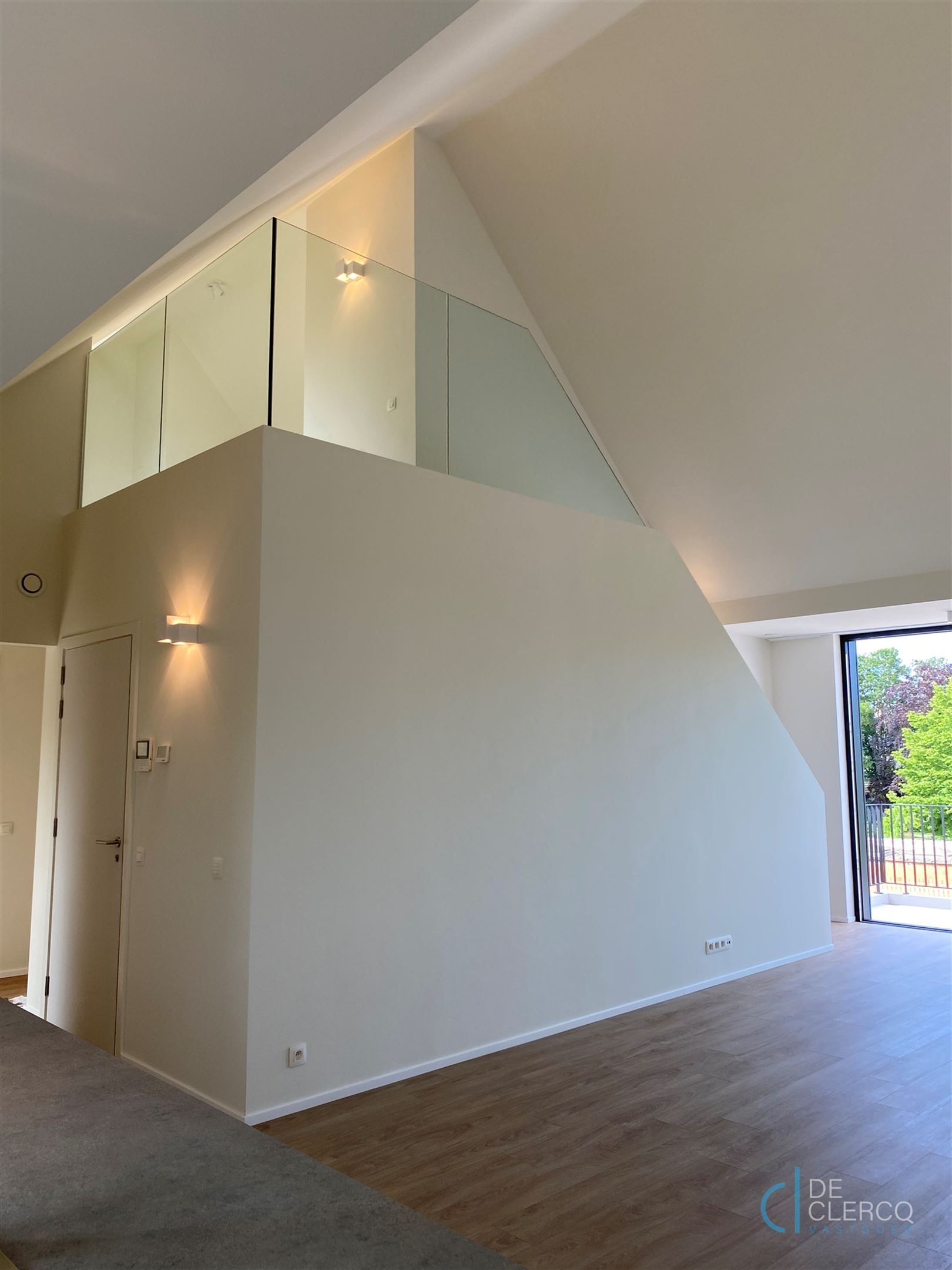 Prachtig duplex appartement TE HUUR op toplocatie in Lochristi! foto 10