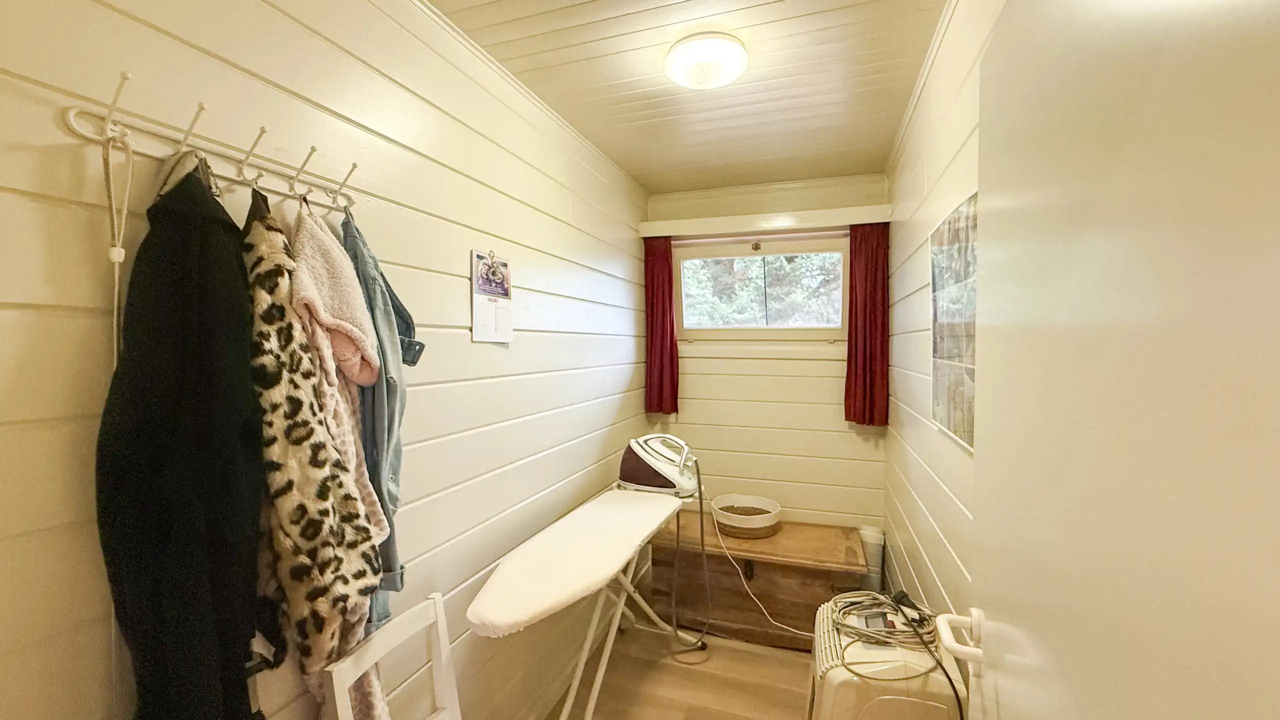 Perfect onderhouden magazijn met gelijkvloerse woning! foto 56