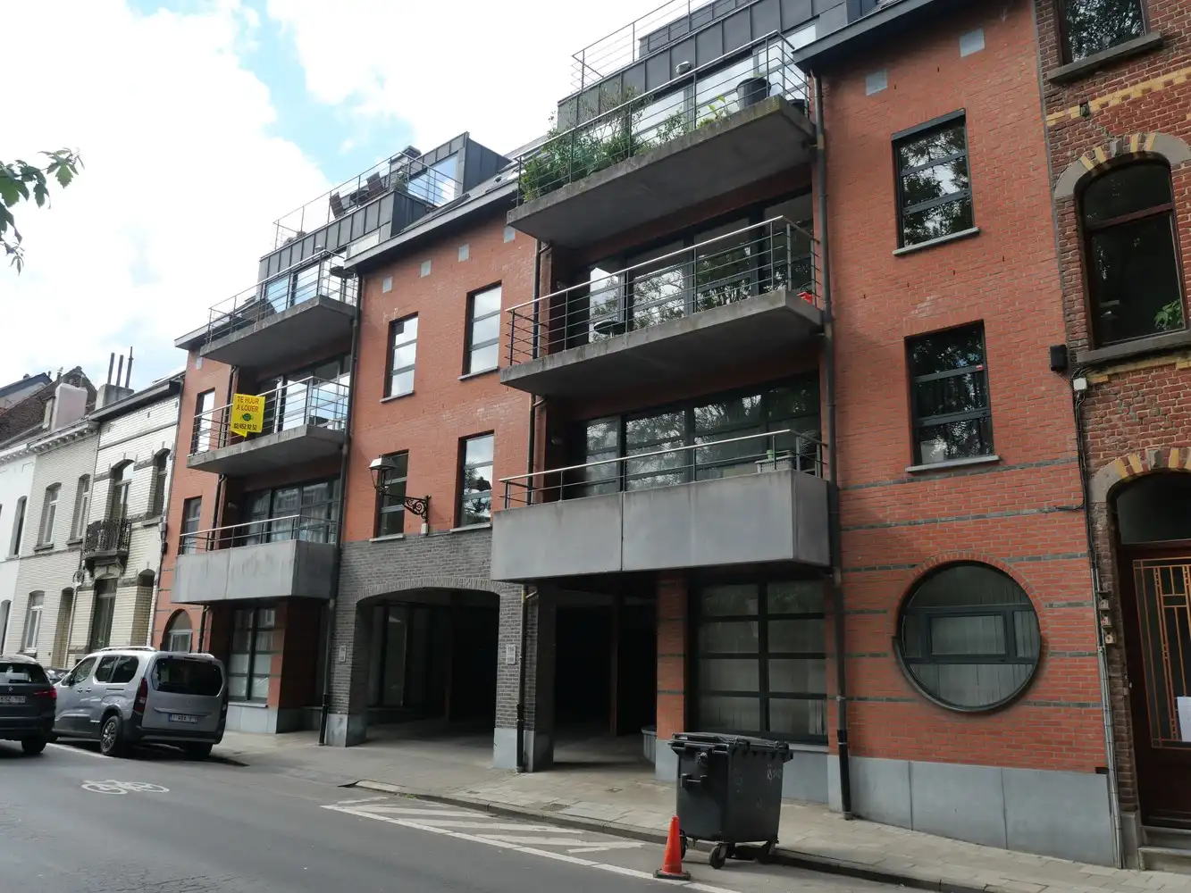 Instapklaar appartement te Jette foto 2