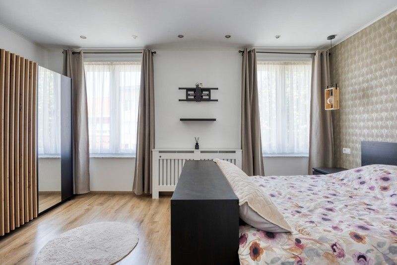 Volledig gerenoveerde woning foto 14
