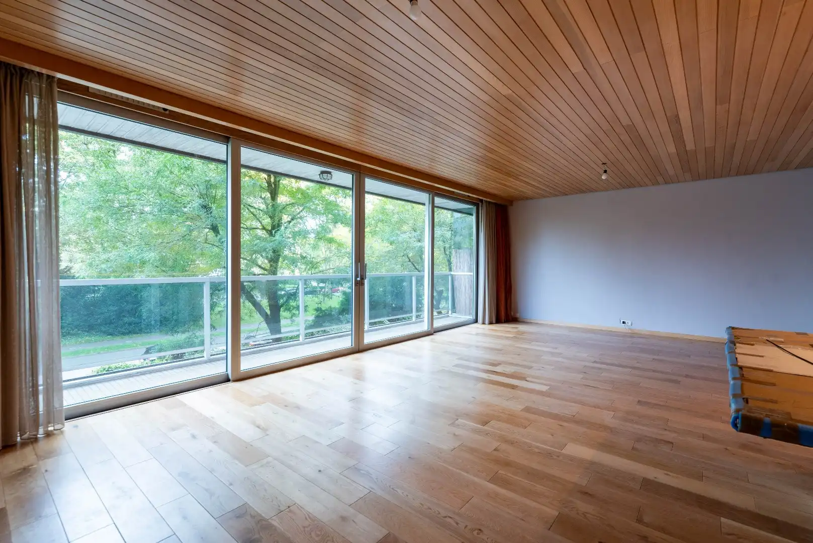 Ruim appartement aan de iconische Fruithoflaan! foto {{pictureIndex}}