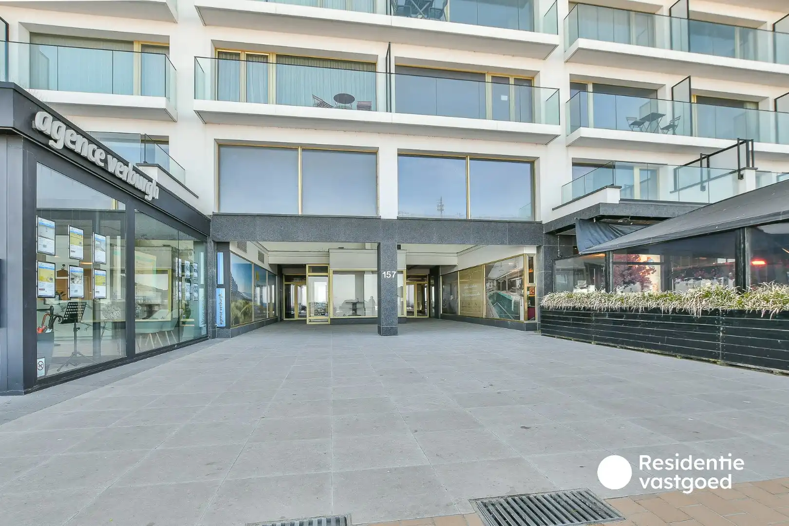 Commerciële ruimte te koop Zeedijk 157 -/106 - 8370 Blankenberge