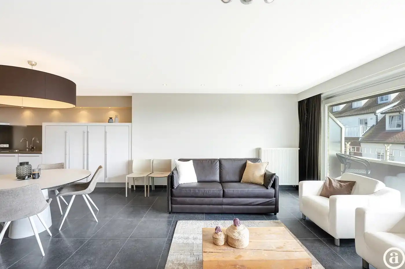 Ruim duplex-appartement en zonnig terras nabij de Zeedijk    foto 7