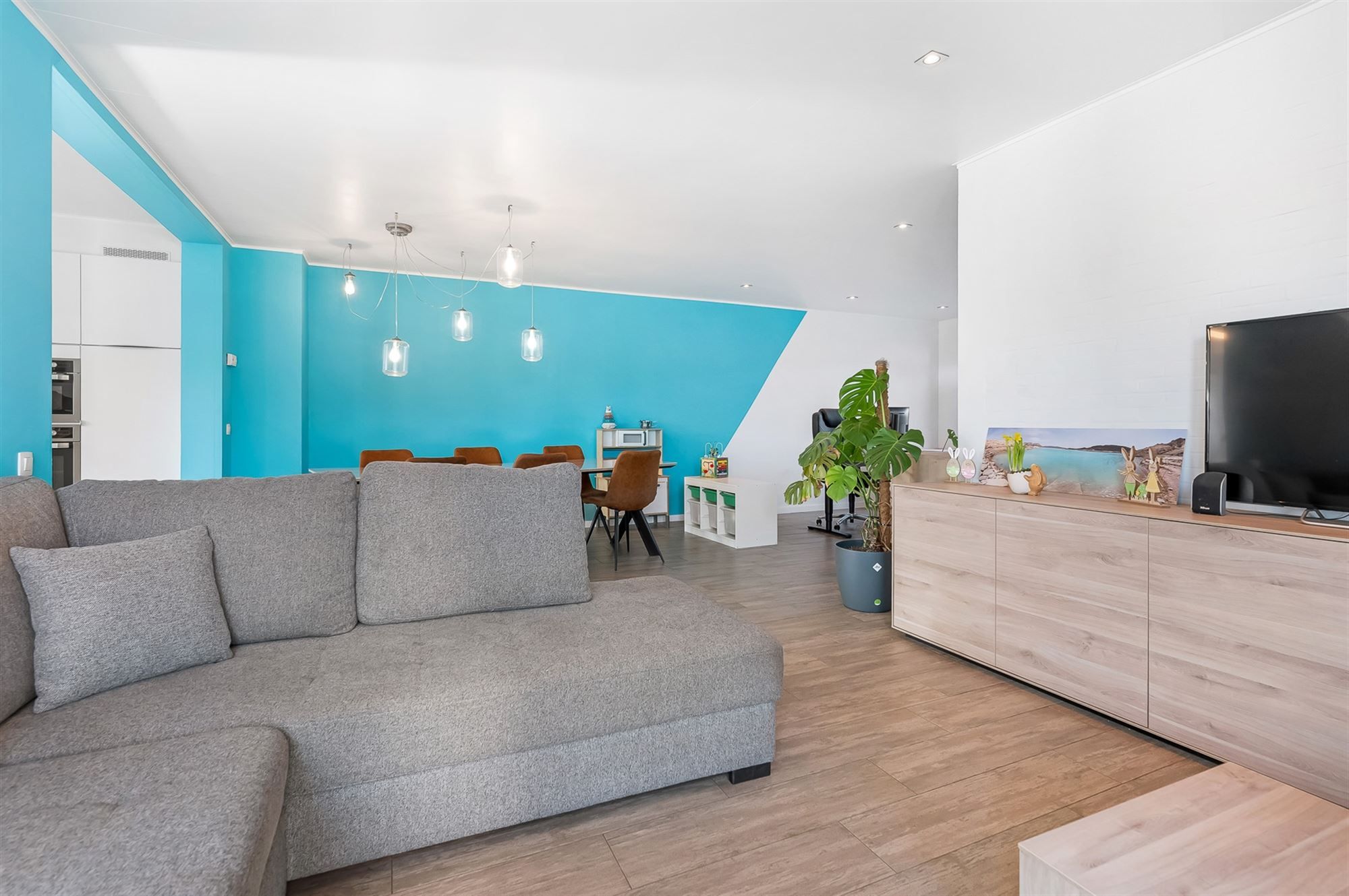 GERENOVEERDE WONING IN DOODLOPENDE STRAAT foto 5