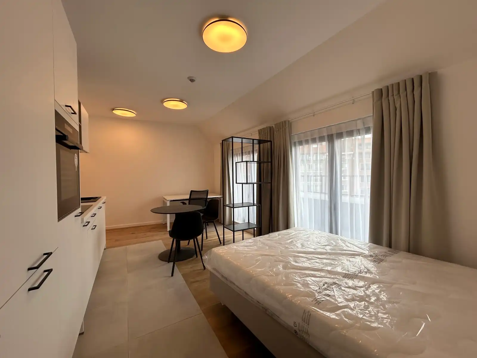 Studio met privatief terras - historische binnenstad  foto 4