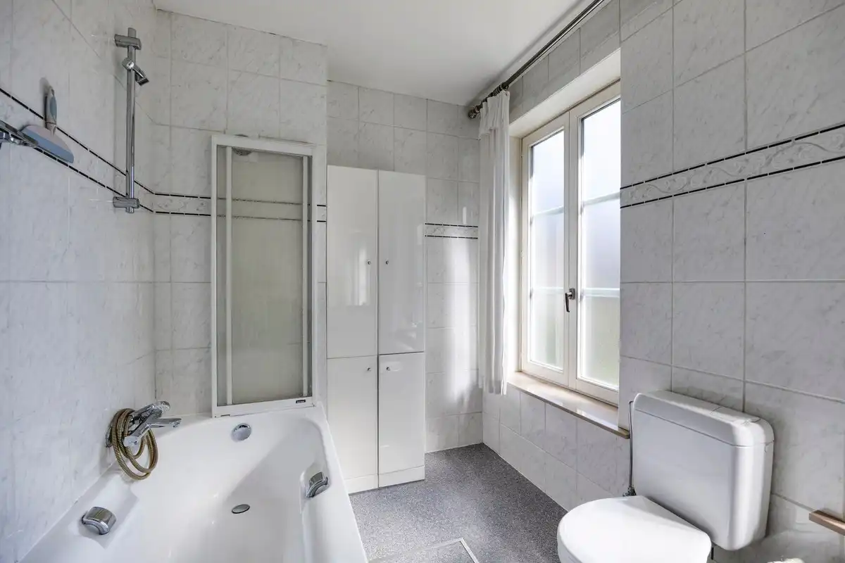HISTORISCH HERENHUIS MET PARKTUIN OP 1HA 21A 94CA IN HET HART VAN OUD-REKEM ! foto 22