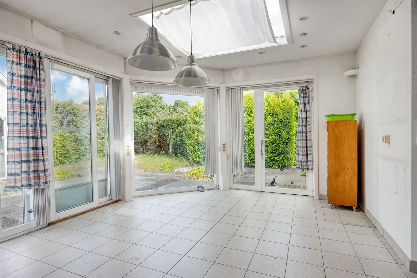 Villa met achterliggend kantoorgebouw foto 13