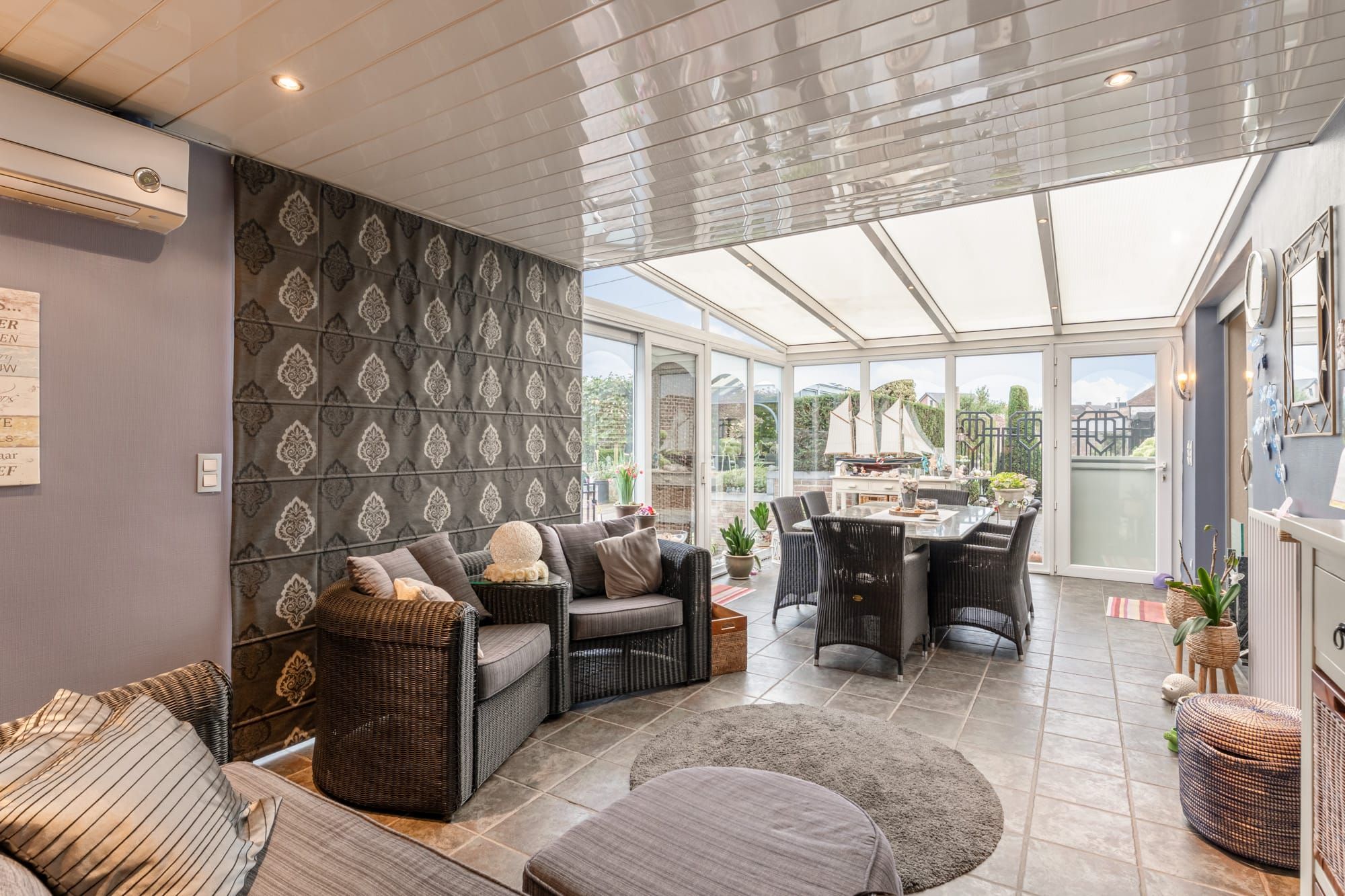 Ruime gezinswoning met knappe tuin en bouwgrondmogelijkheid in Vlijtingen! foto 11