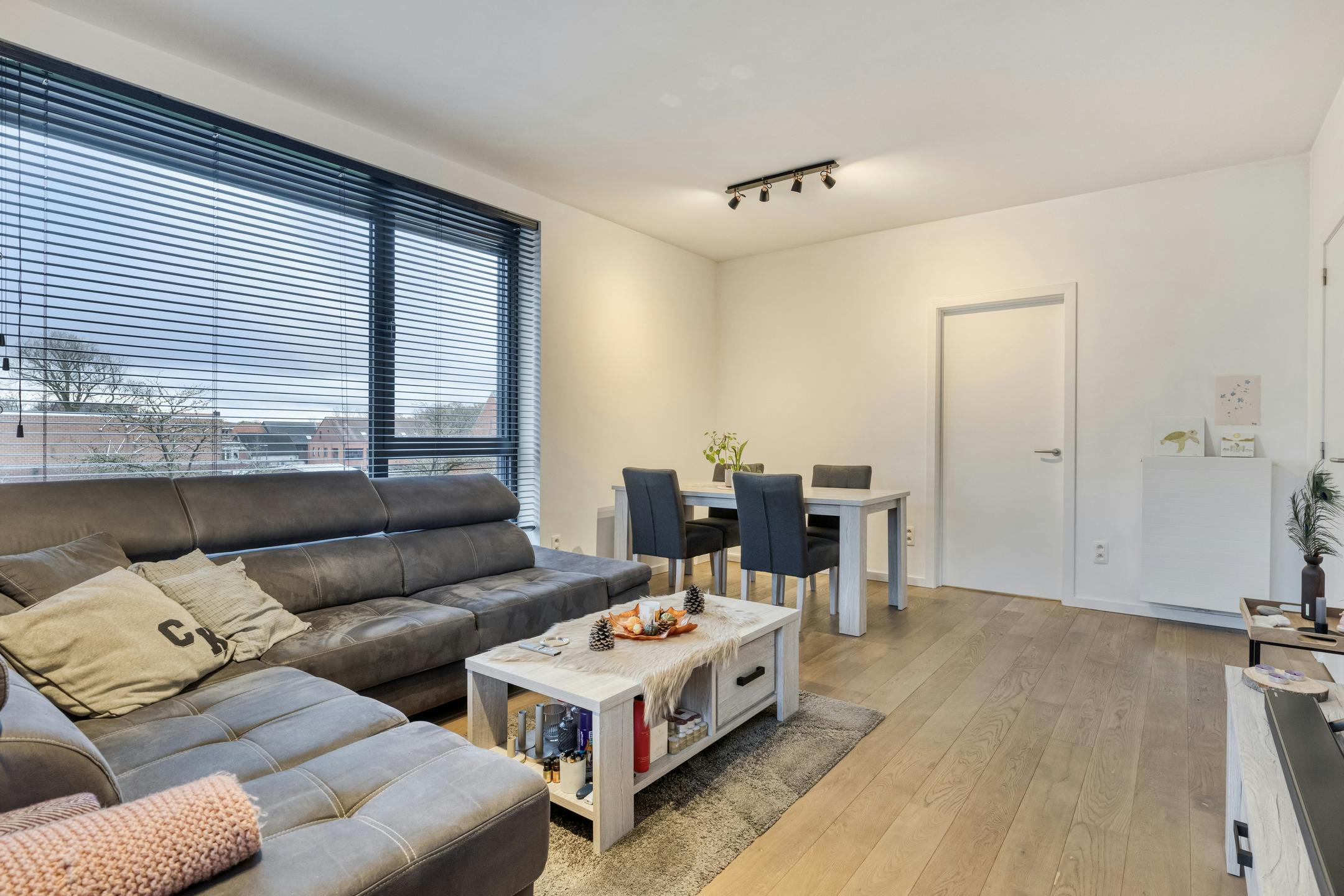 Appartement met twee slaapkamers te koop in Wuustwezel! foto 8