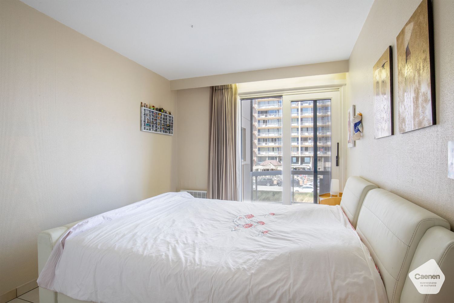 Lichtrijk tweeslaapkamer appartement van 105m2 in het hart van Nieuwpoort-Bad foto 8