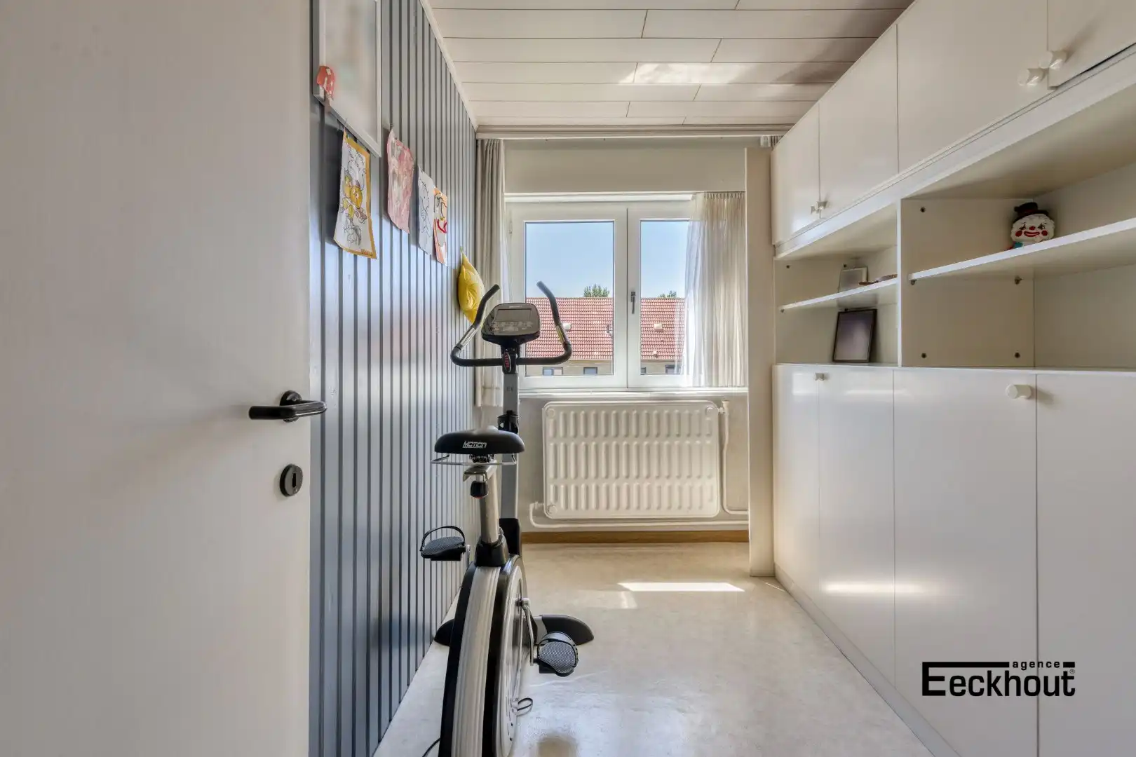 Zeer verzorgde woning met gezellige tuin in de Vuurtorenwijk te Oostende. foto 13