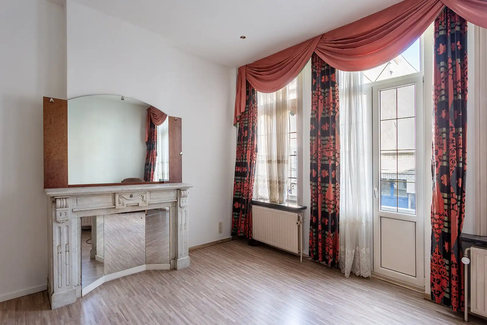 Ruime triplex met 5 slpk en terras in Antwerpen foto 12