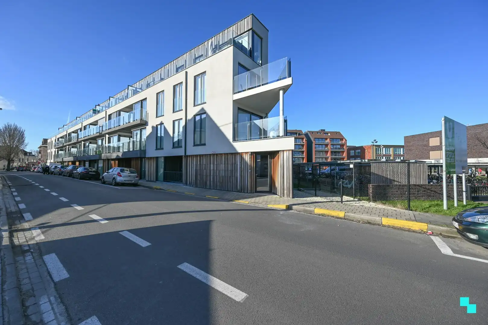 Ondergrondse afgesloten parkeerplaats in Harelbeke foto 6