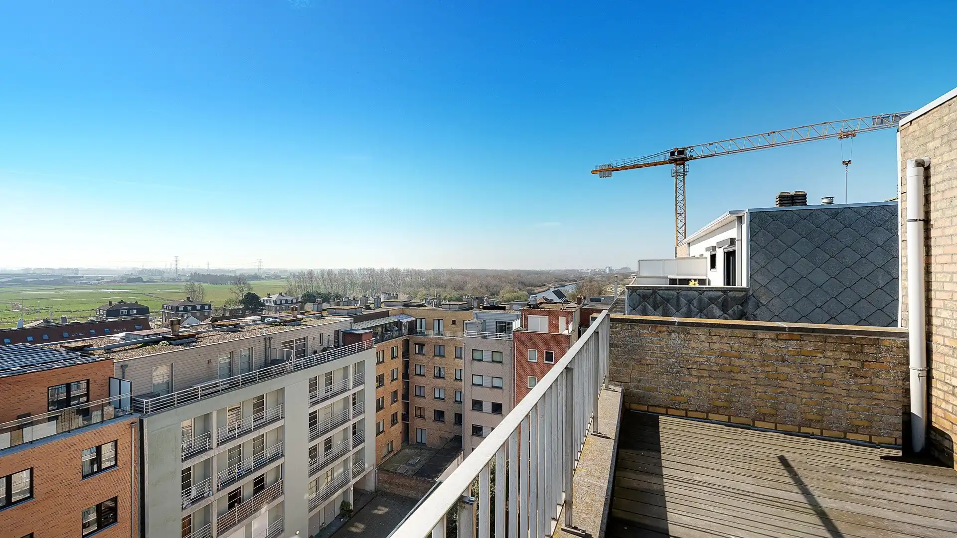 Mooie penthouse met zicht op zee en hinterland foto 14