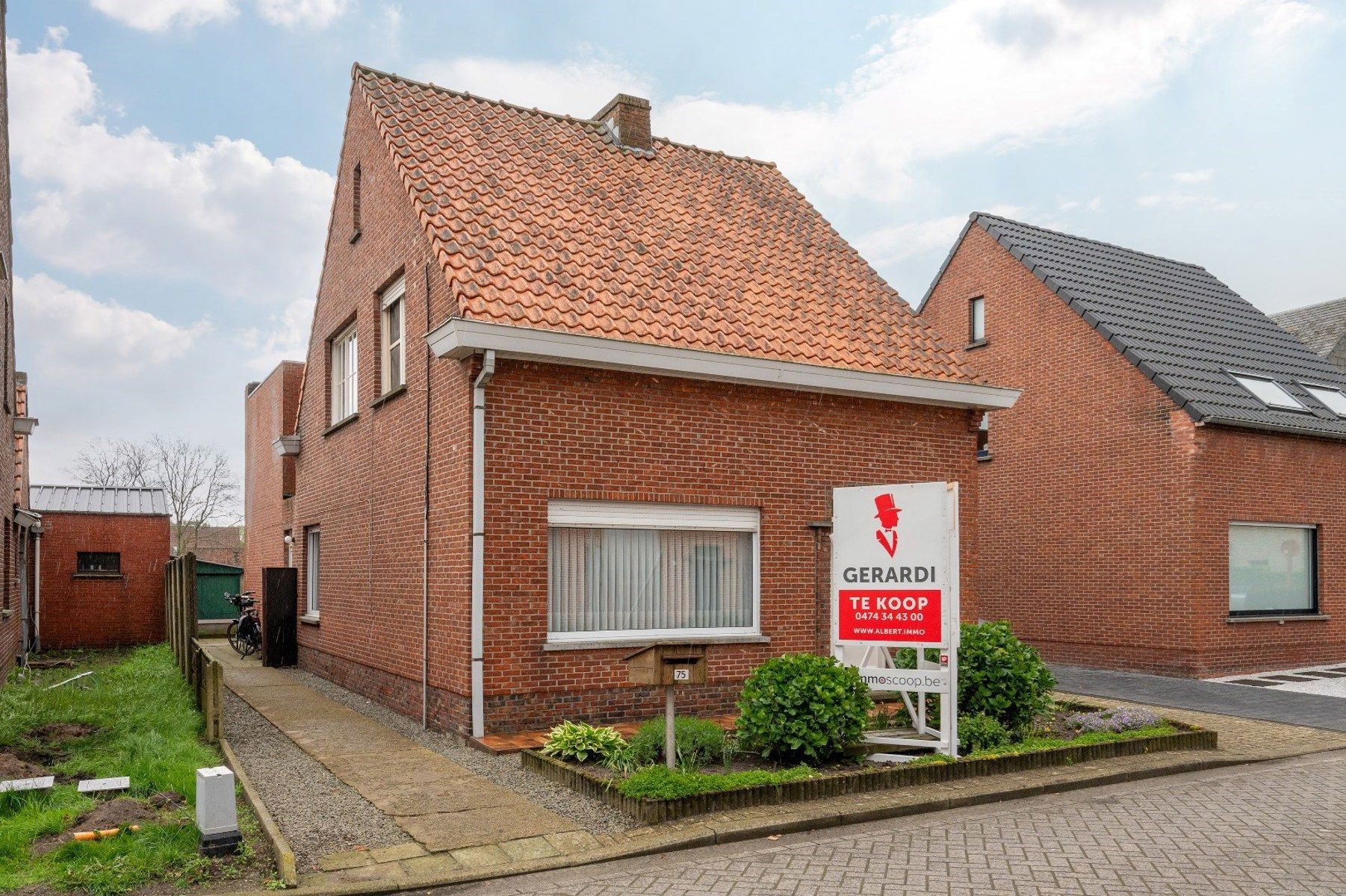 Open bebouwing met 5slk op 925m² foto 2