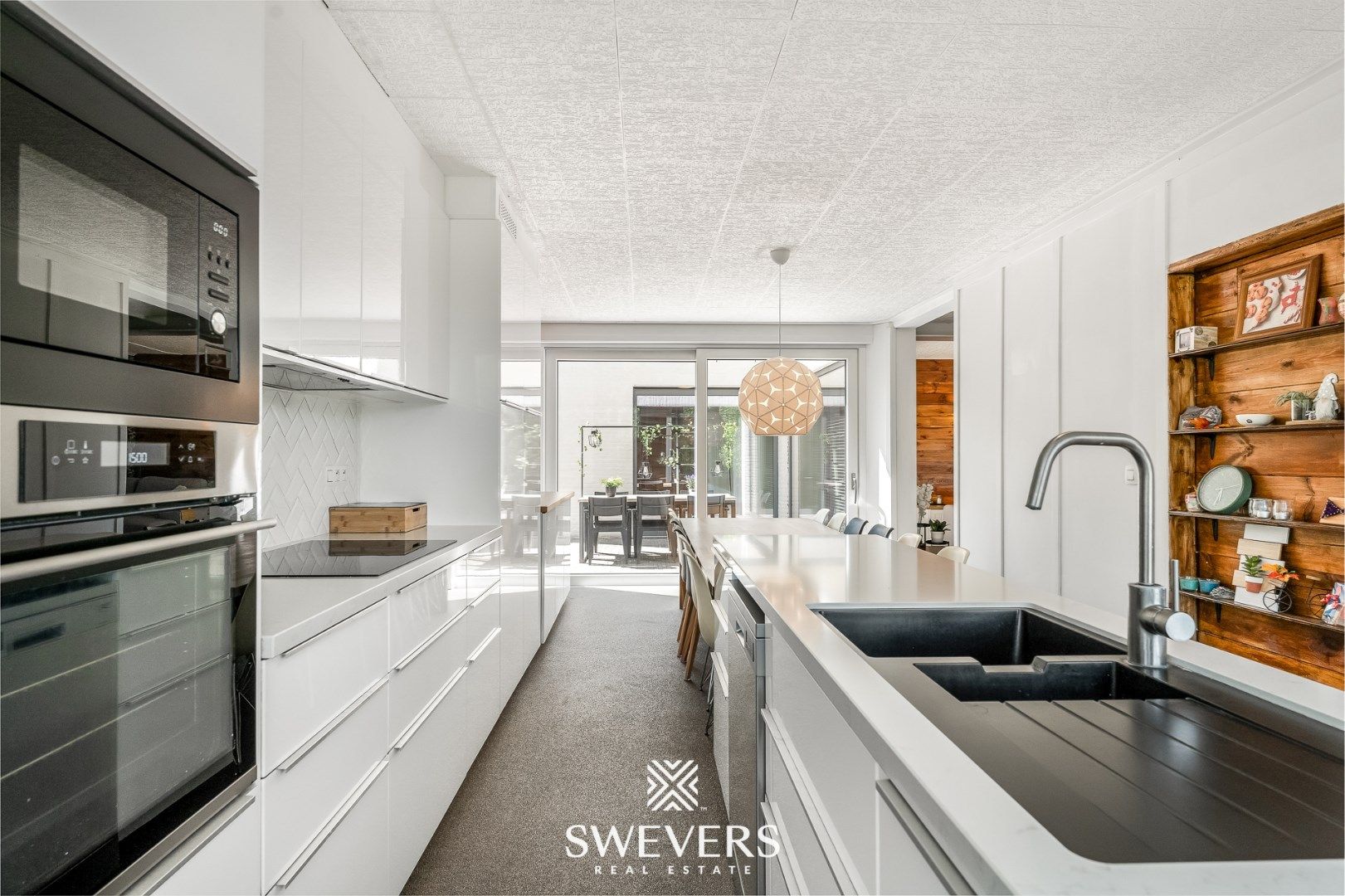 Stijlvolle woning met 4 slpk en prachtige tuin in Tongeren foto 12