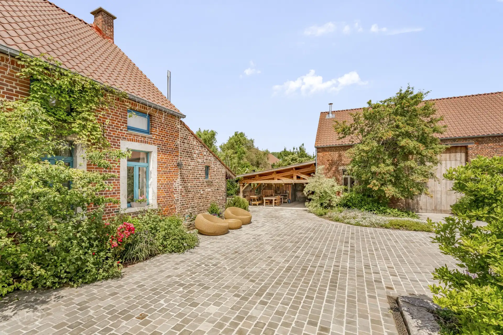 Exclusieve gerenoveerde hoeve foto 25