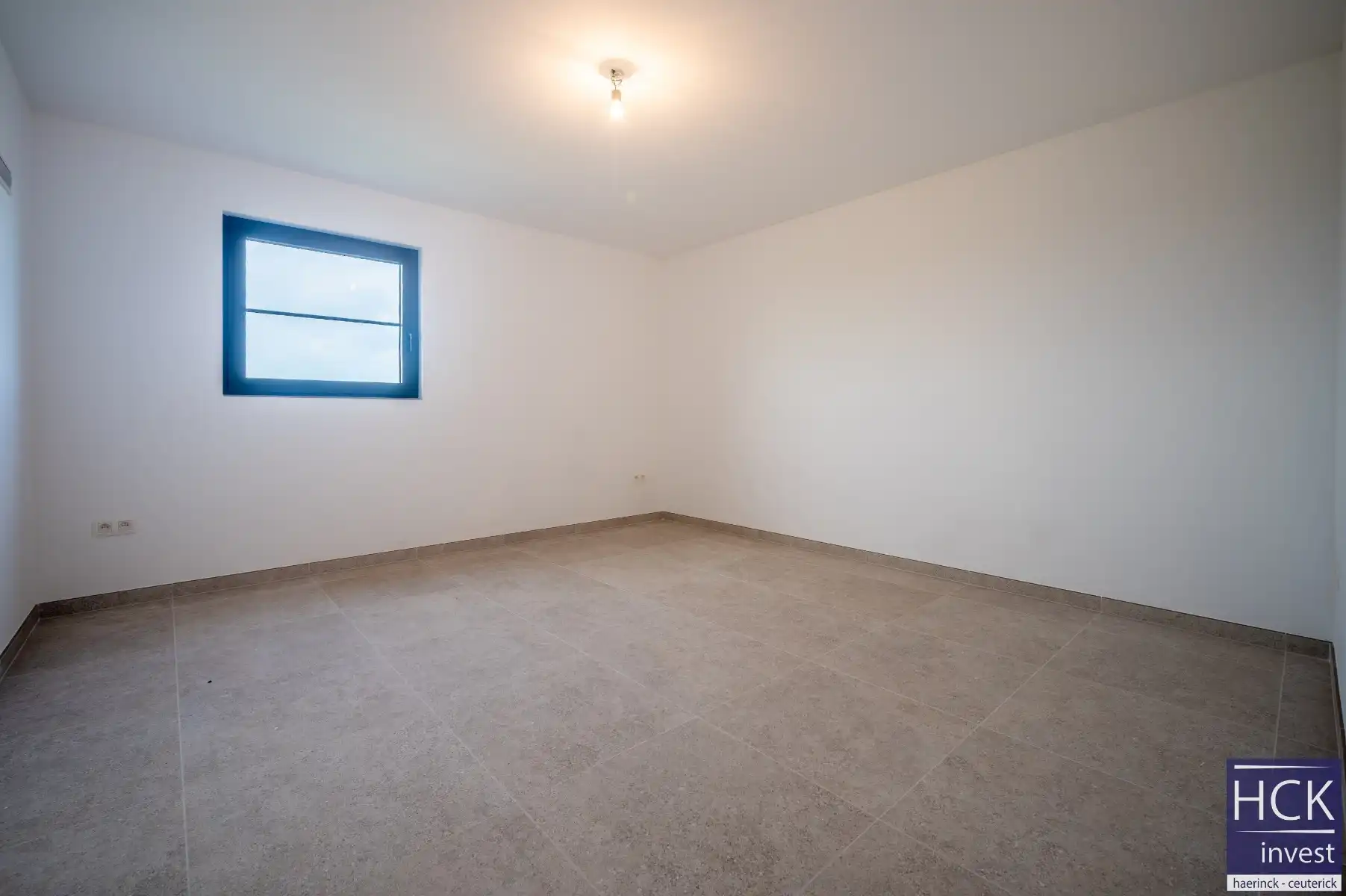 KRUISHOUTEM - Zeer gunstig gelegen luxueuze woning op 1.026 m² foto 14