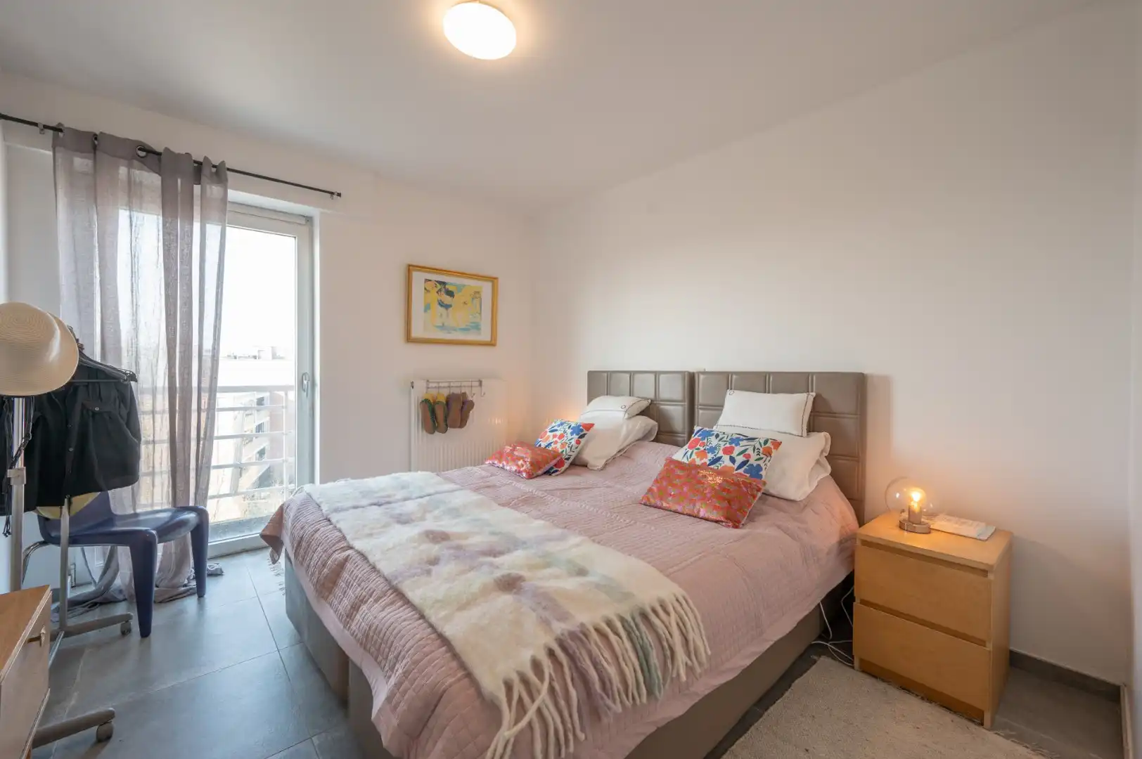 Instapklaar appartement met terras en autostaanplaats incl foto 7