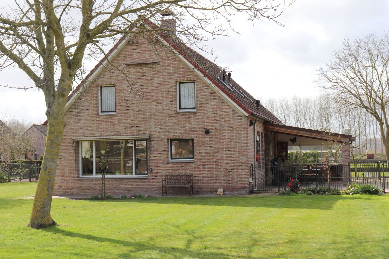 Hoeve geschikt voor hippische accomodatie te koop te Terneuzen foto 3