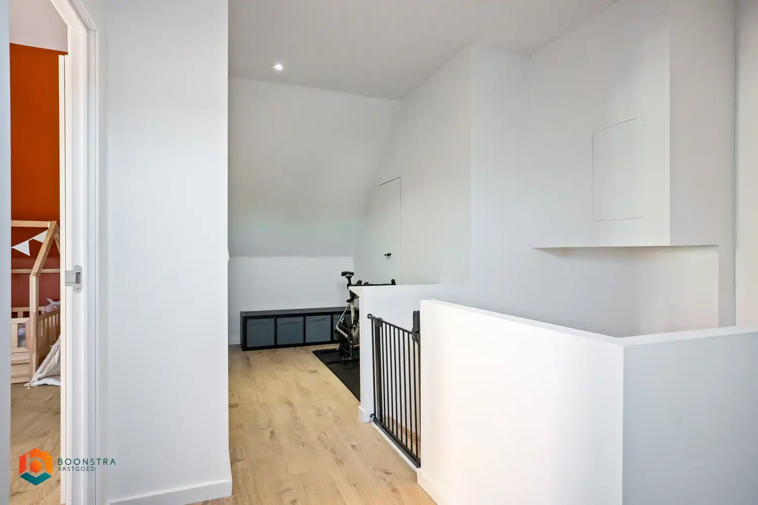 Instapklare woning (2020) met 4 slpkrs en carport te Schriek foto 16