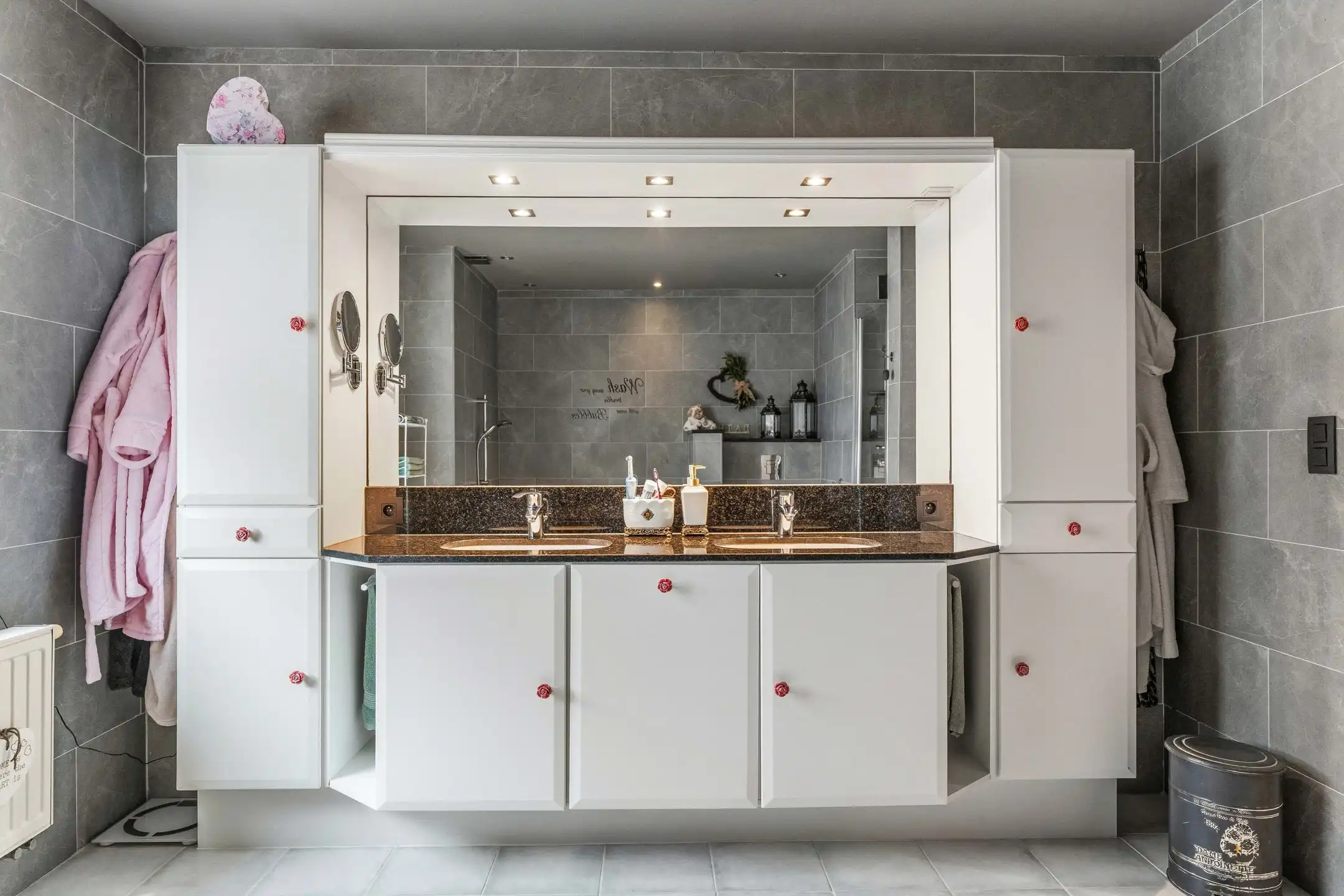 Prachtige instapklare woning in landelijke stijl foto 19