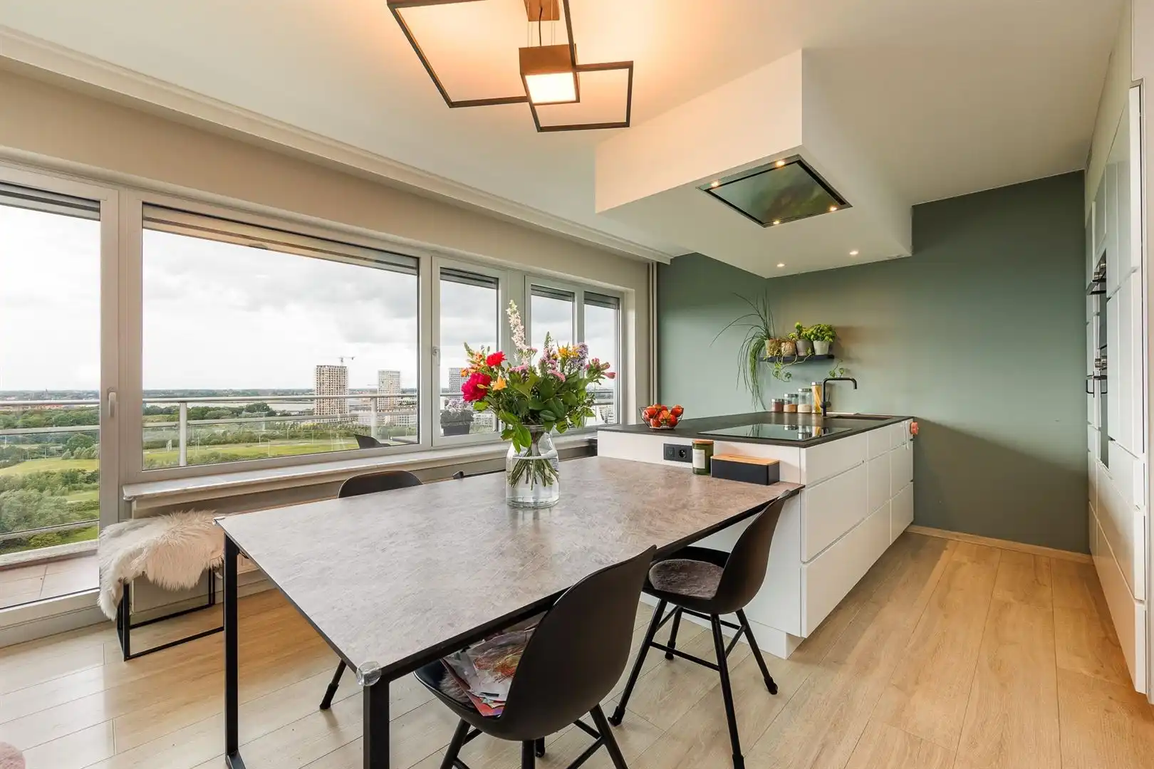 Recent appartement met Panorama zichten en parking foto 3